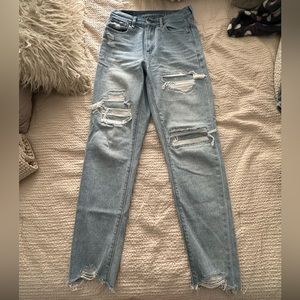 American Eagle Mom jeans